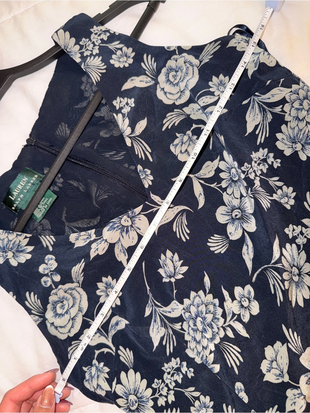 Ralph Lauren Blue & White Floral V-Neck Sleeveless Dress - Picture 4 of 4